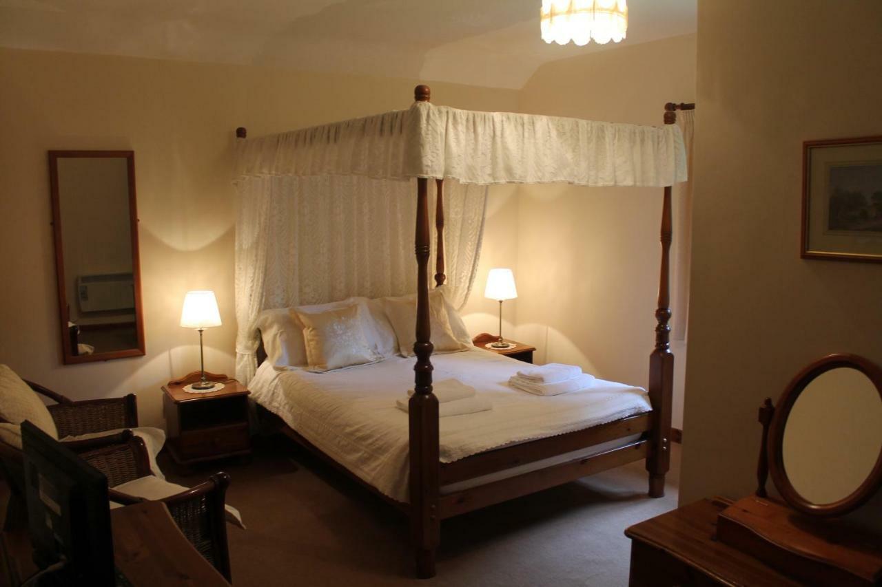 Bed and Breakfast Polgreen Farm Сент-Остел Экстерьер фото